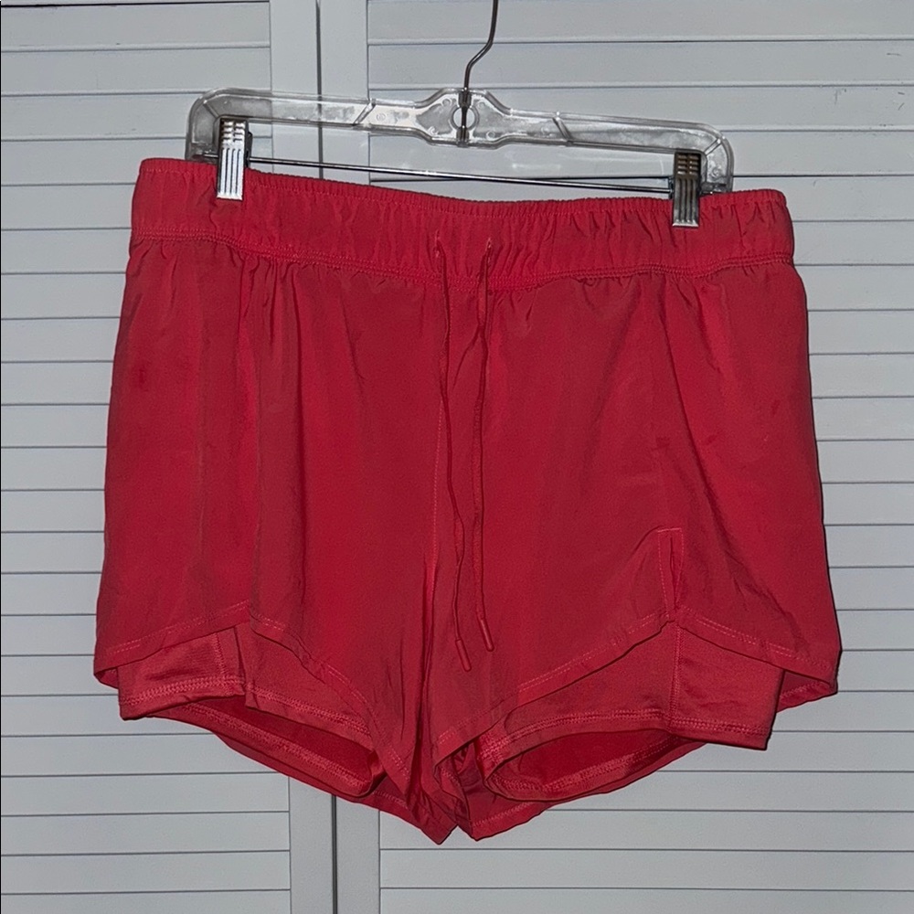 Women's Peachy/Red Shorts